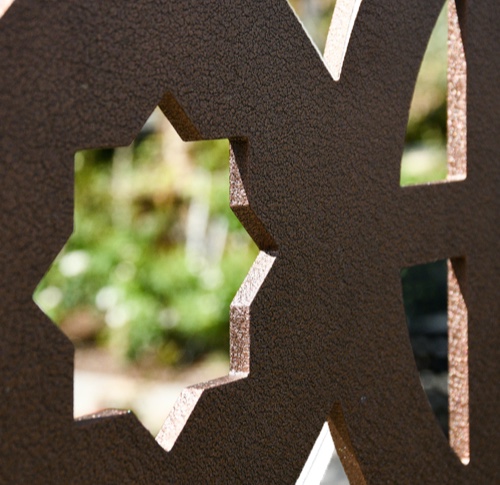 Closeup of a Parasoleil Panel highlighting its thickness and structural strength